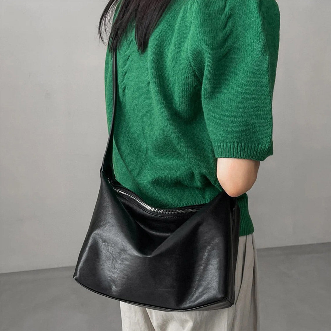 Vegetable Tanned Leather Minimalist Shoulder Bag detail image 3
