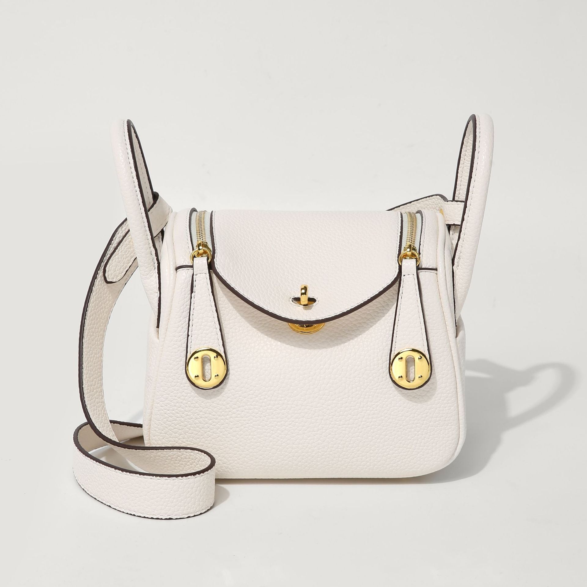 PU Leather Shoulder Bag with Golden Hardware – Three Sizes, Five Colors detail image 5