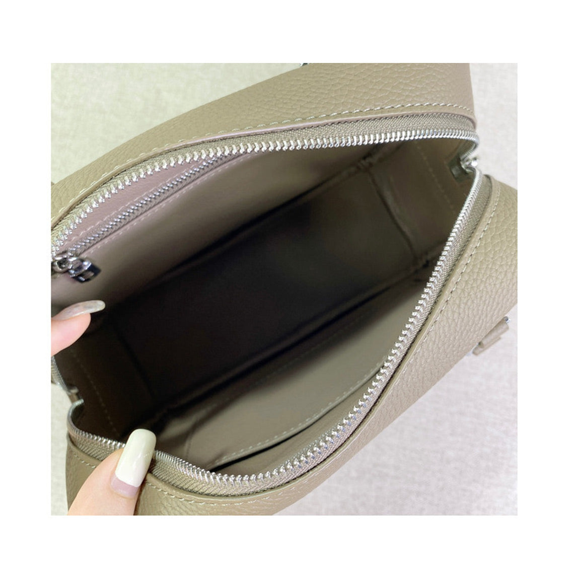 Top Grian Leather Mini Plume Bag – Top Grain Leather, Detachable Strap detail image 5