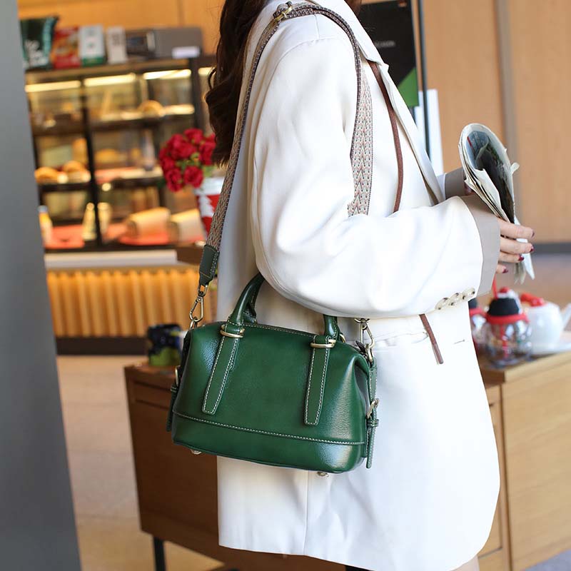 Vegetable-tanned Leather Boston Bag | Cowhide Crossbody Handbag detail image 19