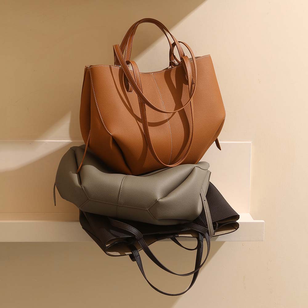 Genuine Leather Pleated Tote Bag with Matching Pouch – Large Capacity Handbag detail image 16