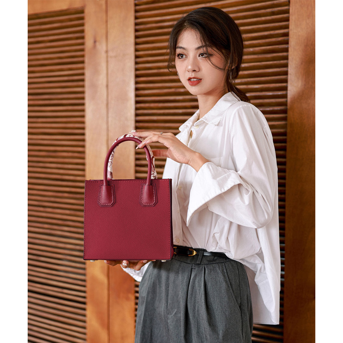 Mini Tote Leather DIY Kit – Hand-Sewn Top Grain Leather Bag detail image 8