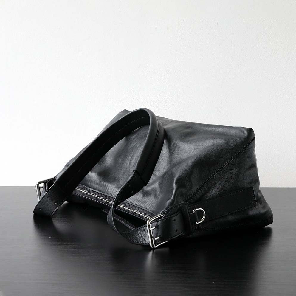 Vegetable Tanned Leather Hobo Bag detail image 18