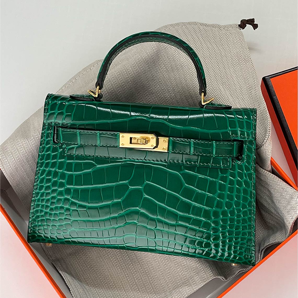 Croc Embossed Leather Mini Top Handle Bag with Detachable Strap detail image 17