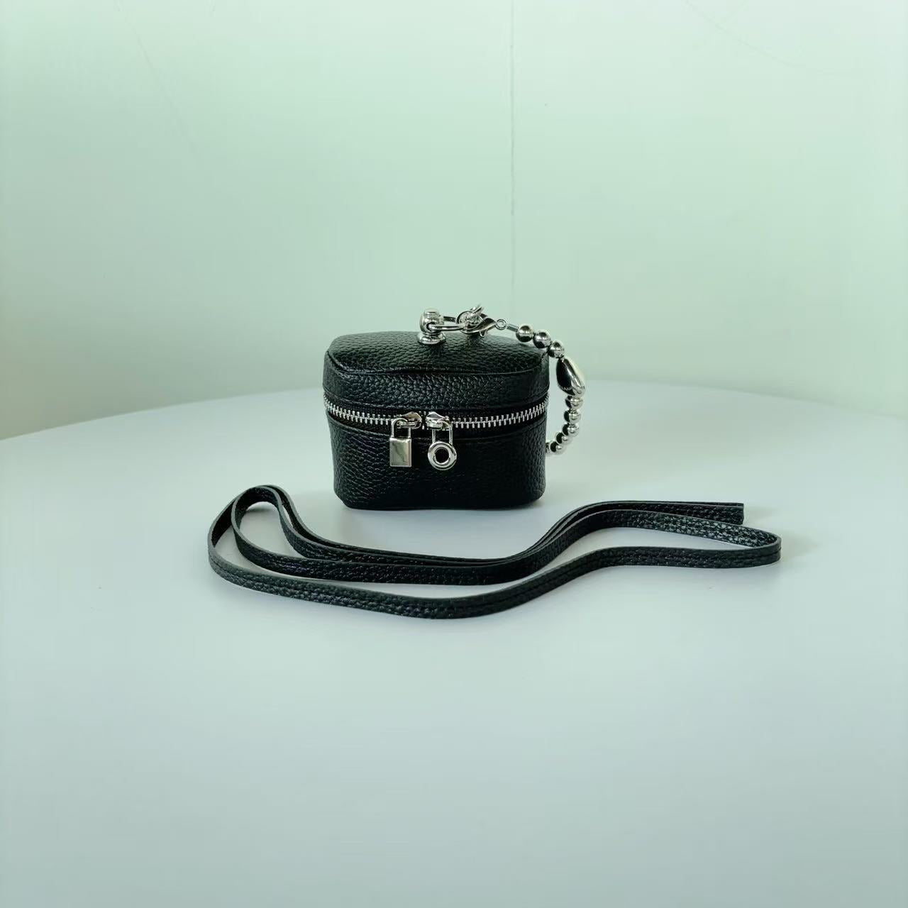 Mini Lipstick Coin Purse with Earphone Holder - Compact PU Leather Pouch detail image 10