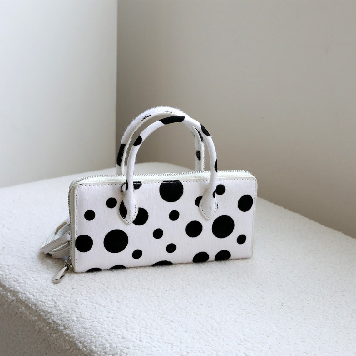 Polka Dot Small Clutch with Detachable Crossbody Strap detail image 14
