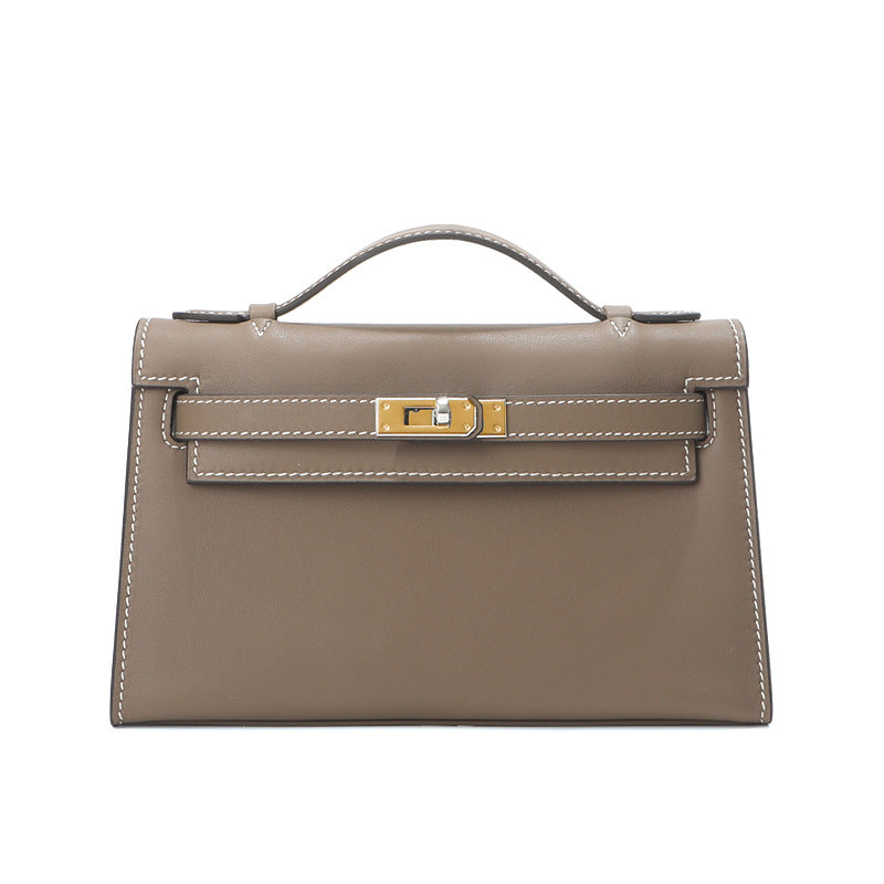 Smooth Calfskin Pochette Handbag with Detachable Shoulder Strap detail image 5