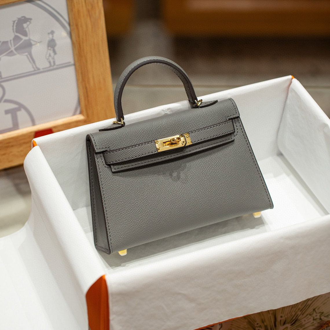 Mini Top Handle Bag 19 – Top Grain Leather Shoulder Bag detail image 3