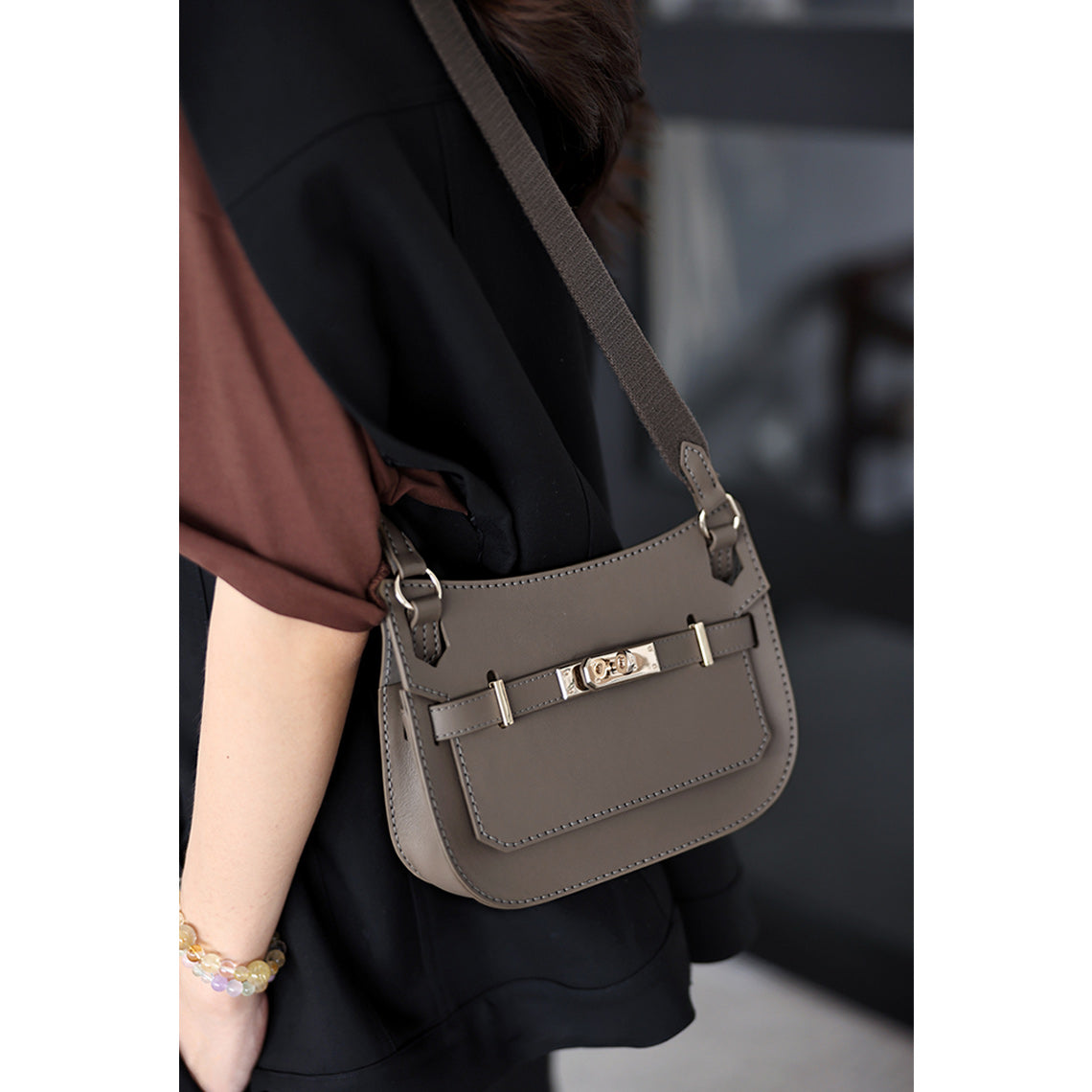 Handsew Top Grain Leather Mini Messenger Bag DIY Kit detail image 10