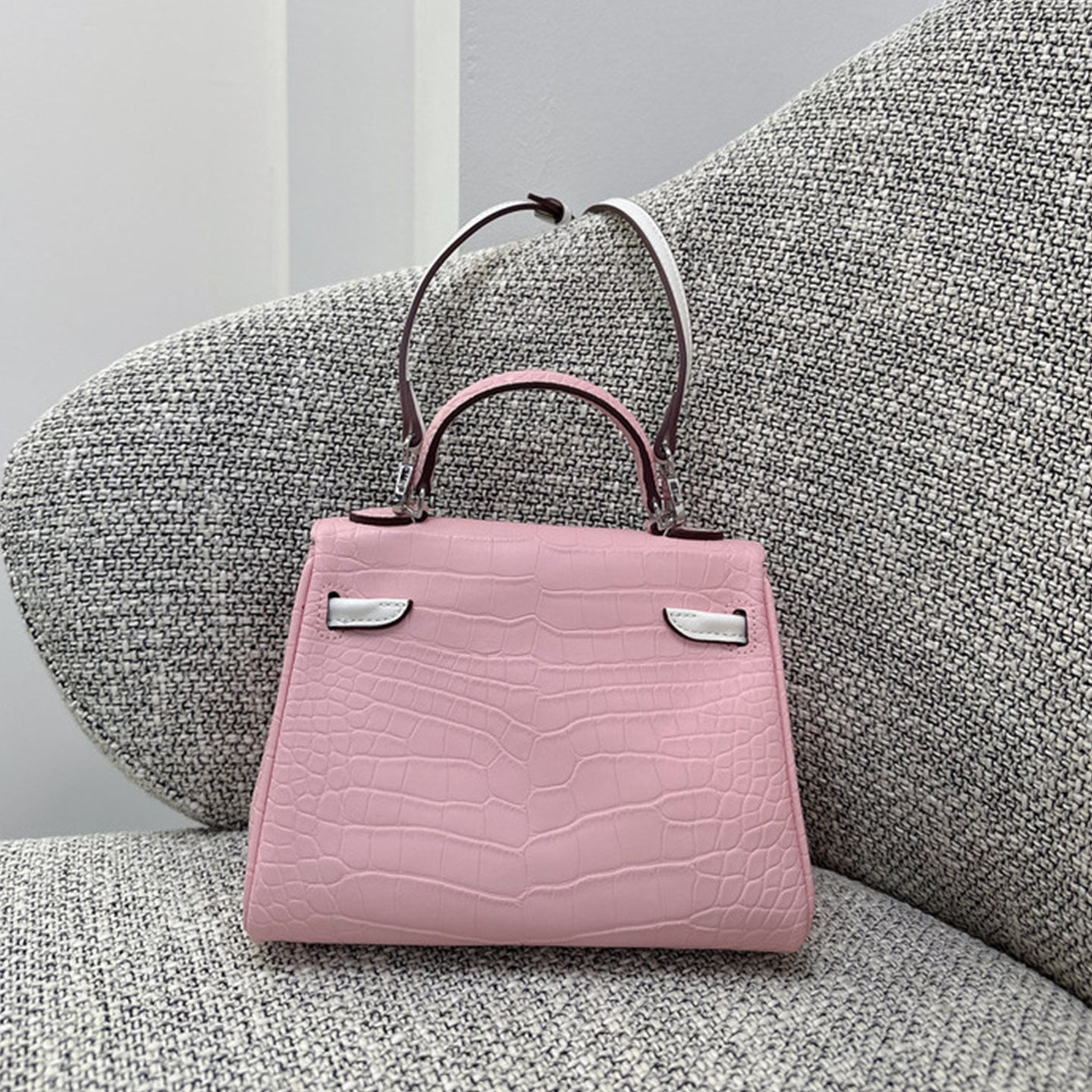 Mini Leather Bag Charm Keychain – Croc-Embossed & Smooth Calfskin, 11 Colors detail image 5