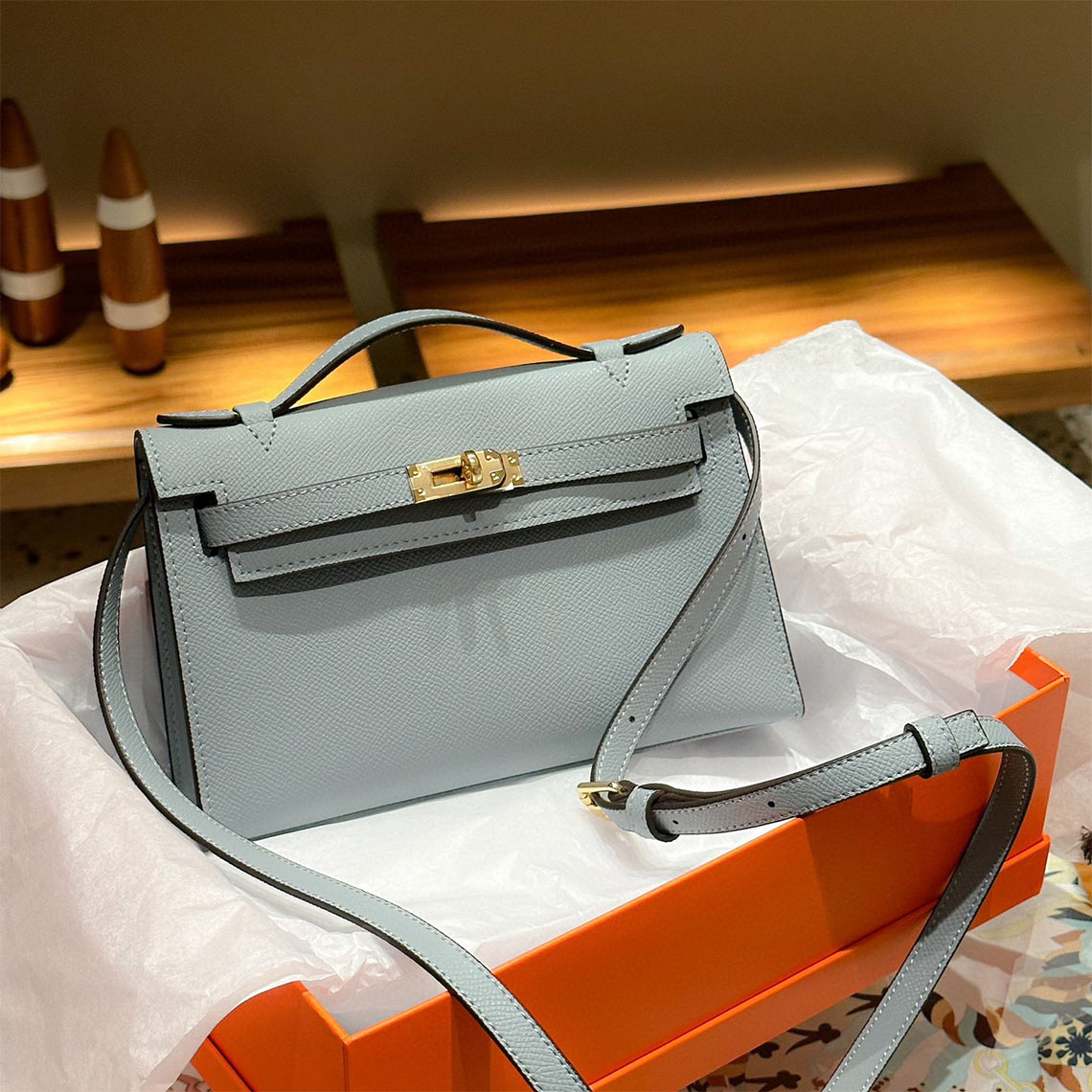 Small Leather Top Handle Bag with Adjustable Strap for Women detail image 7