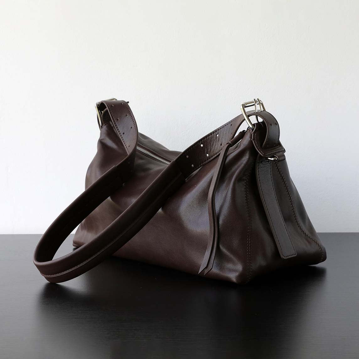Vegetable Tanned Leather Hobo Bag detail image 11