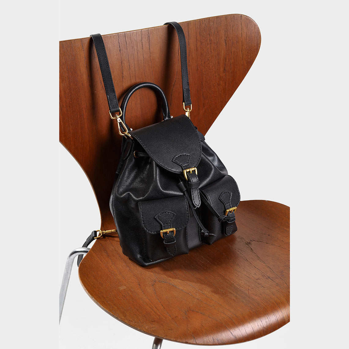 Top Grain Leather Black Backpack DIY Kit with Detachable Straps detail image 3