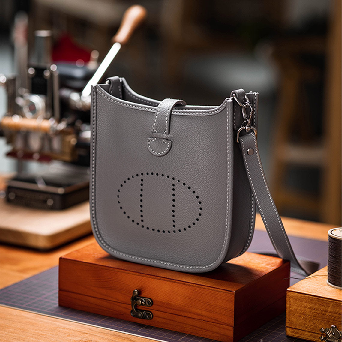 Hand Sewn Leather Mini Crossbody Bag DIY Kit – Grey or Pink detail image 8